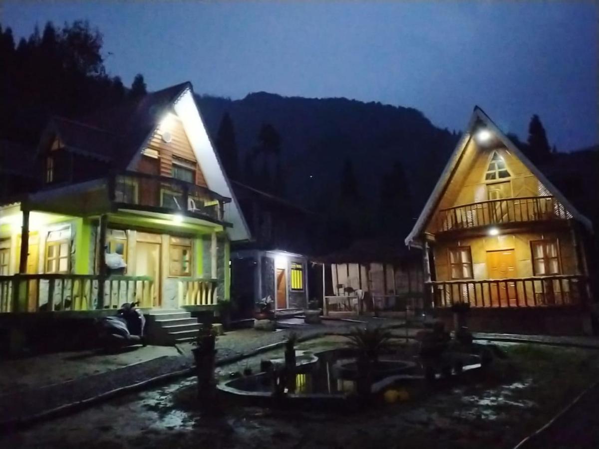 דרג'ילינג Spring Brooks Homestay מראה חיצוני תמונה